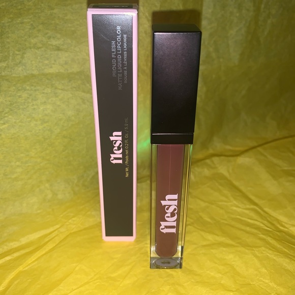 🐸2 for $30🐸 Flesh Matte Liquid Lipstick - Picture 1 of 3